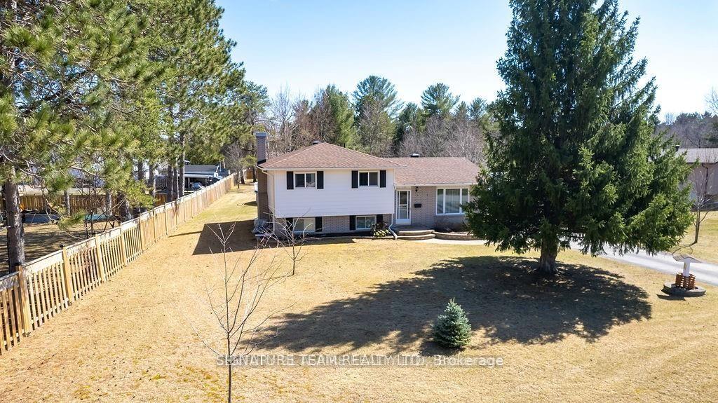 13-mueller-crescent-petawawa-ontario-x12968866