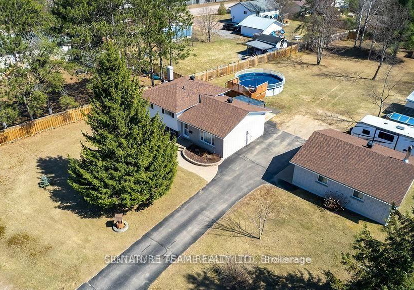 13-mueller-crescent-petawawa-ontario-x12968866