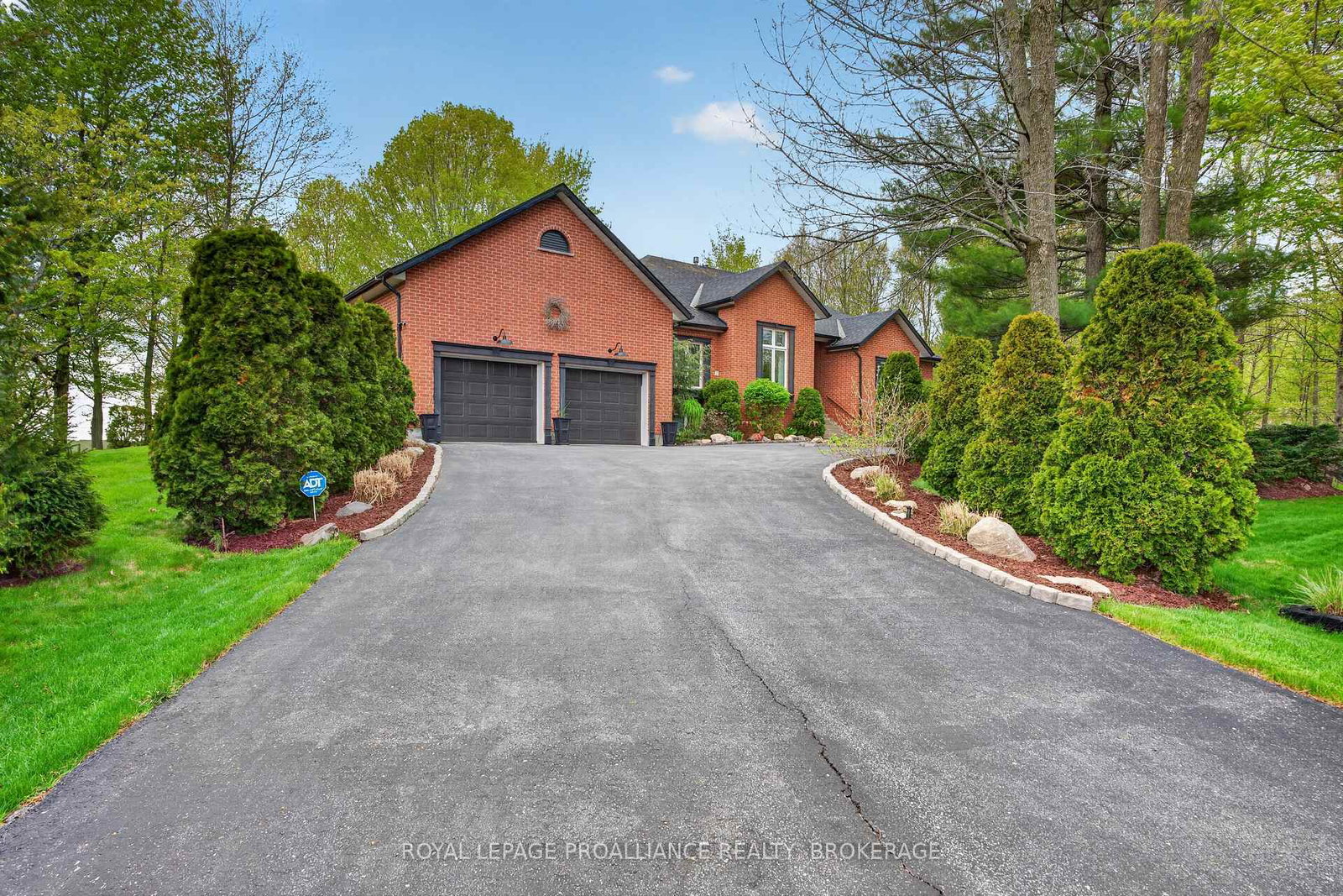 4075-stone-point-road-south-frontenac-ontario-x12968872