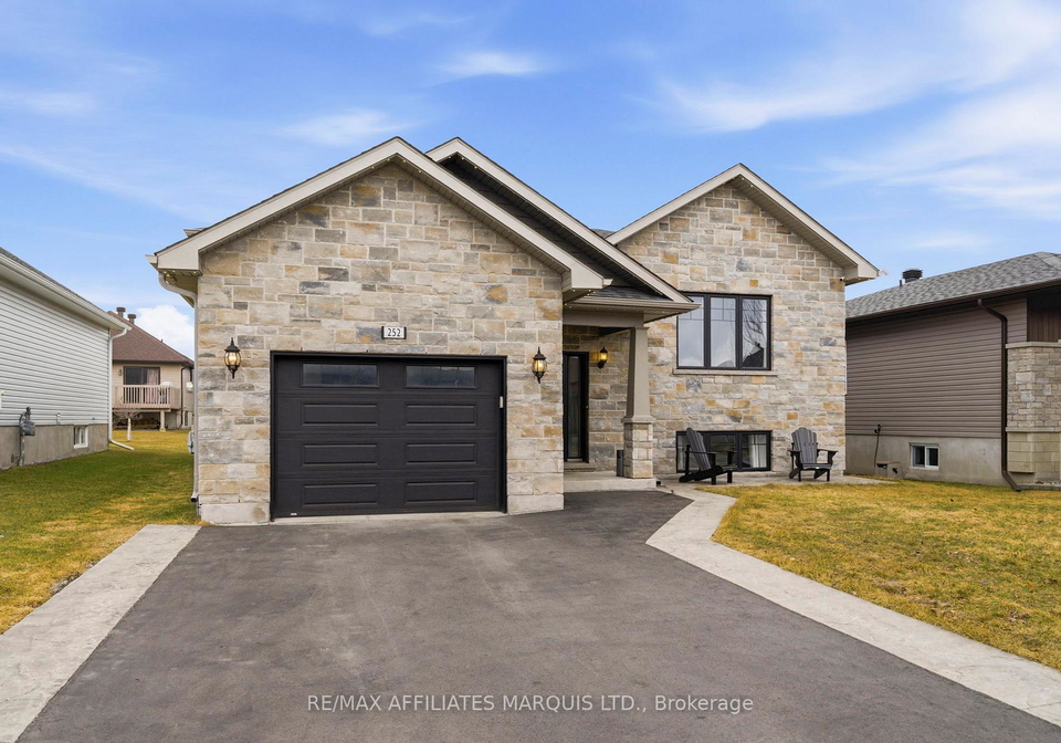 252-eastport-drive-cornwall-ontario-x12969102
