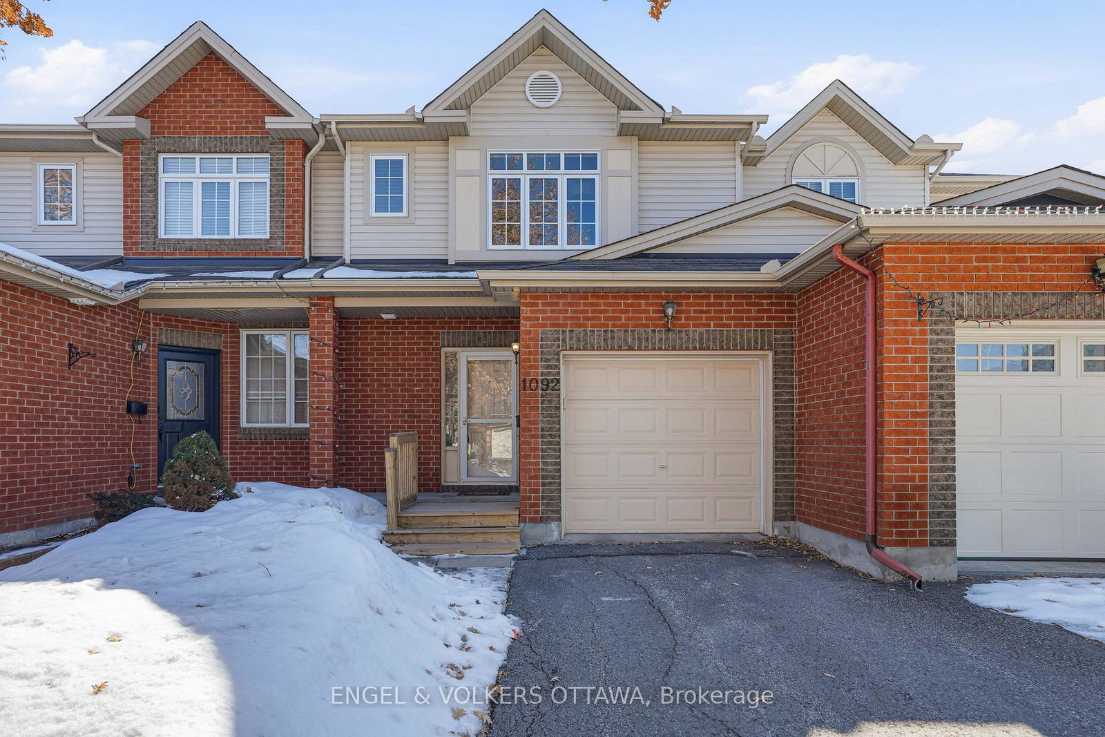 1092-brasseur-crescent-ottawa-ontario-x12969146