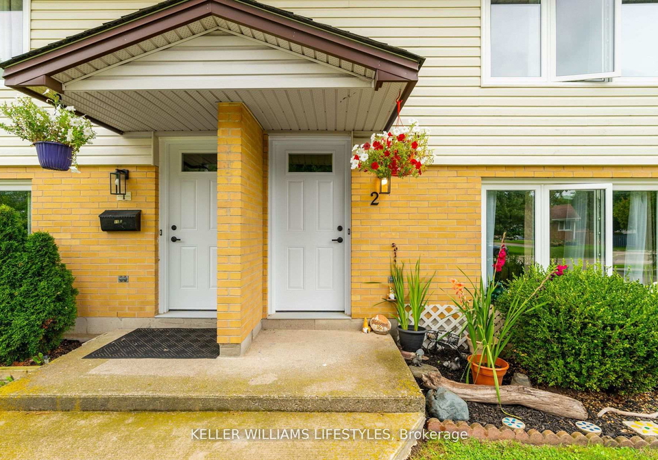 155-water-street-southwest-middlesex-ontario-x12969274