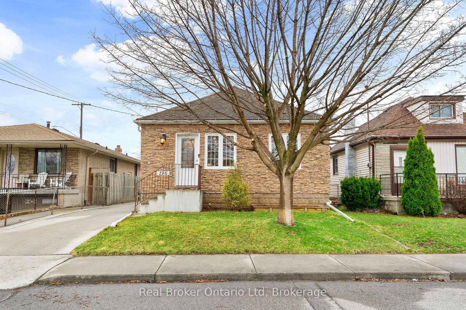 196-ivon-avenue-hamilton-ontario-x12969712