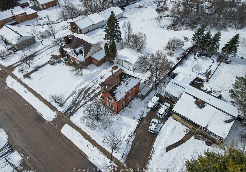 211-edward-street-s-powassan-ontario-x12969784