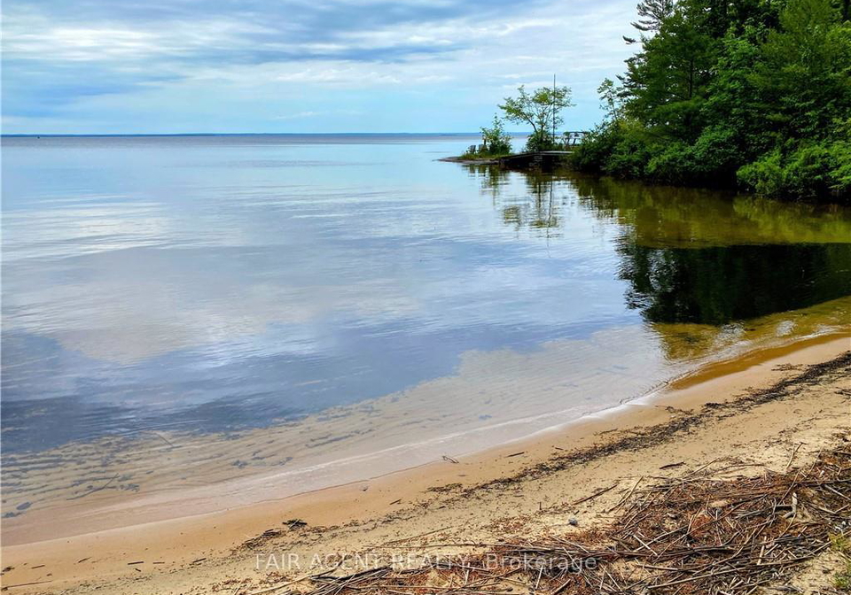 lt25-sandy-island-west-nipissing-ontario-x12969786