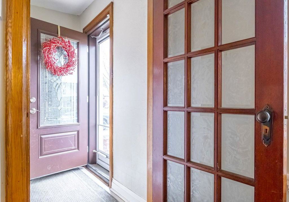 143-huxley-avenue-s-hamilton-ontario-x12969924
