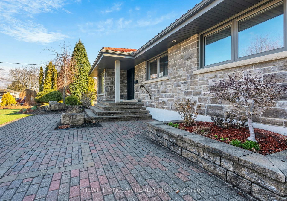 30-windermere-crescent-woodstock-ontario-x12969980