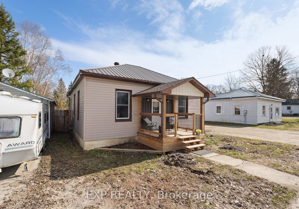 61-queen-street-huron-east-ontario-x12970106