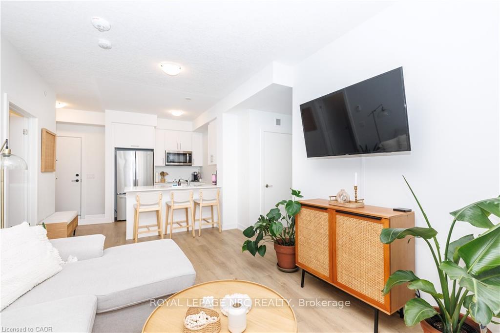 600-north-service-road-hamilton-ontario-x12970272
