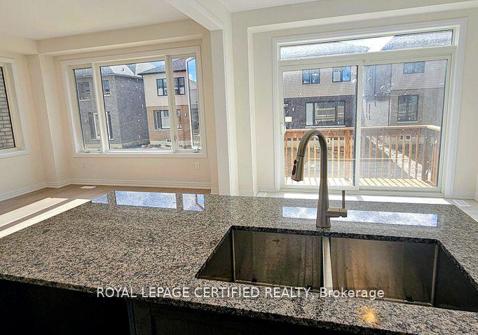 104-soules-square-hamilton-ontario-x12970310