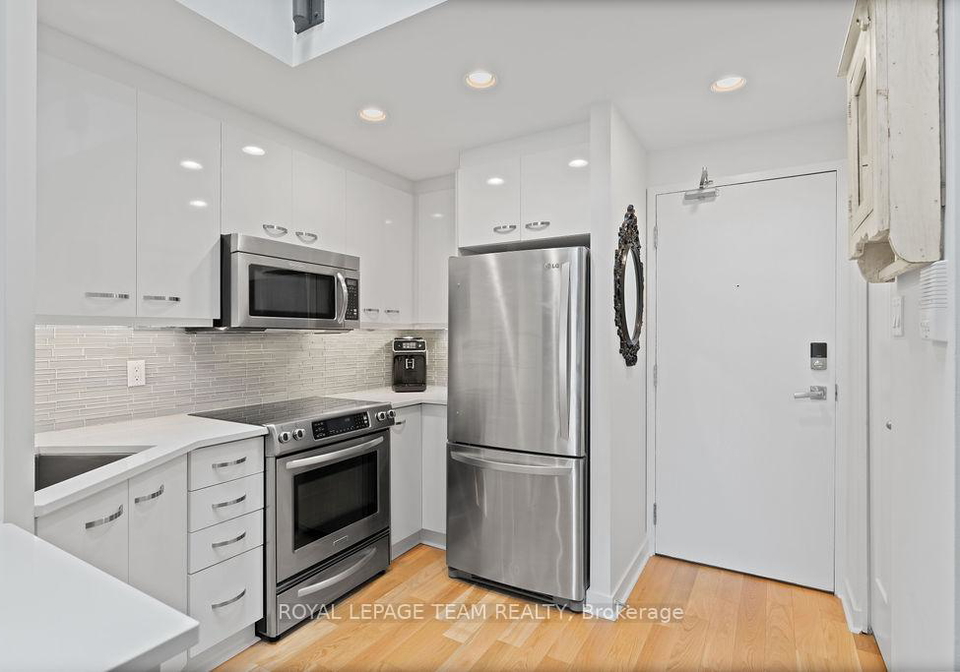 202-st-patrick-street-ottawa-ontario-x12970332