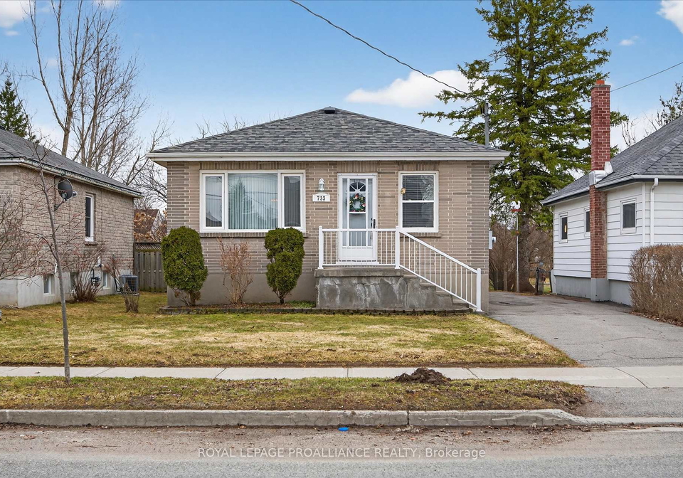 733-cameron-street-peterborough-ontario-x12970514