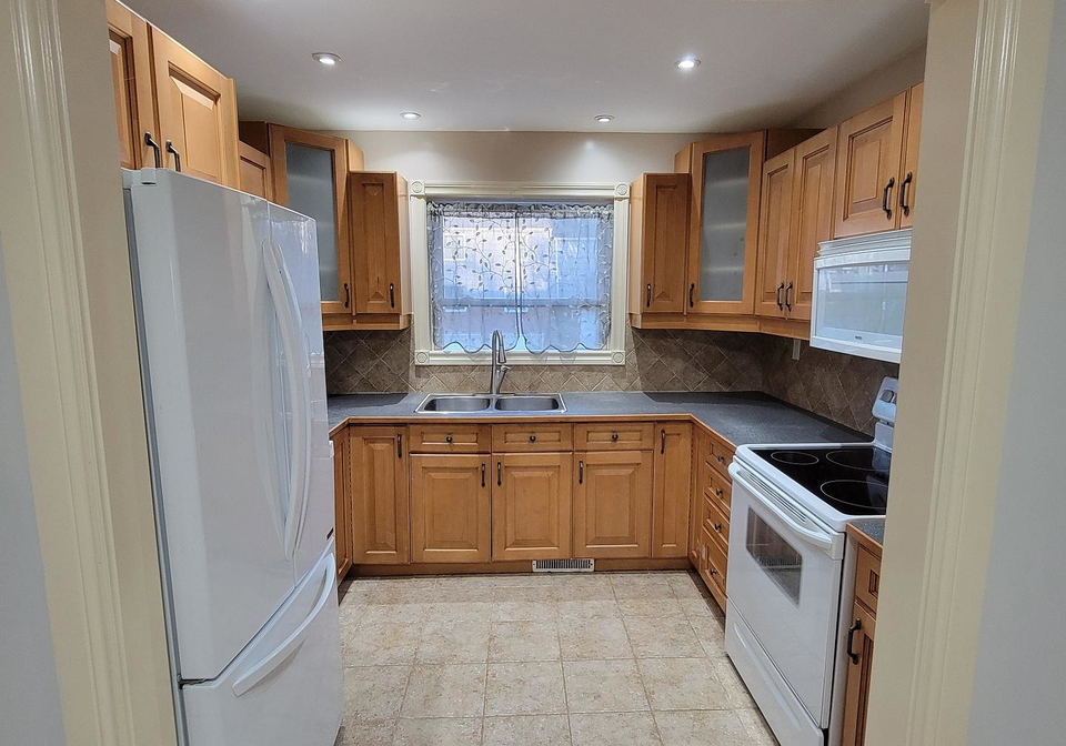 85-albright-road-hamilton-ontario-x12970546