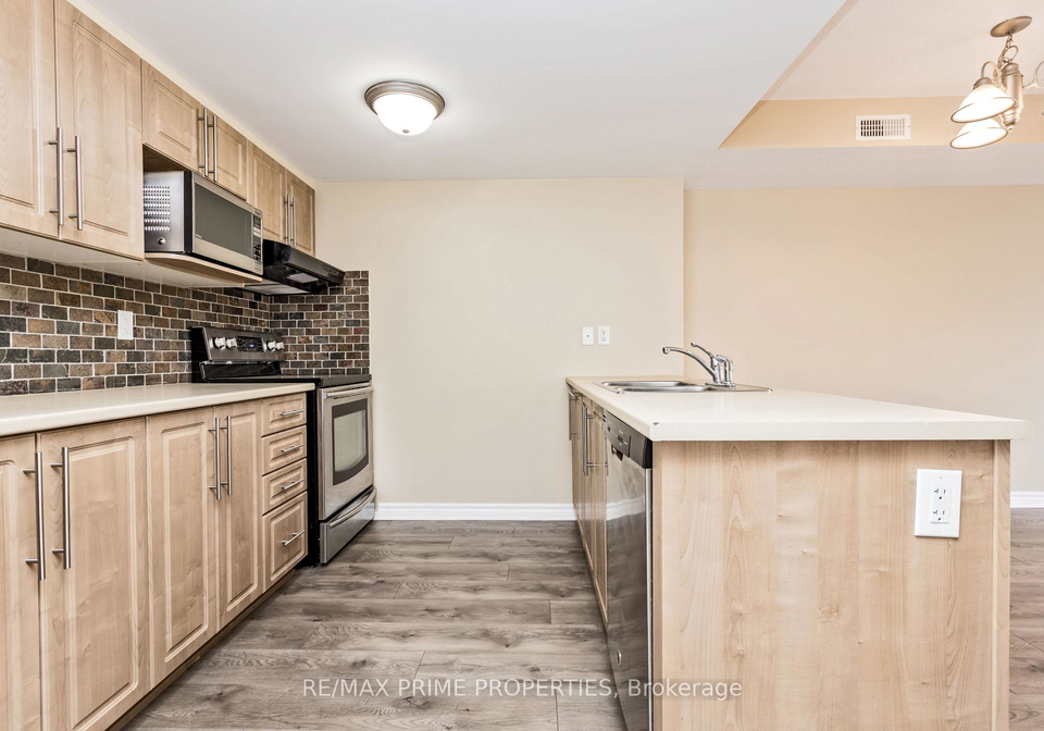 287-titanium-private-ottawa-ontario-x12970624