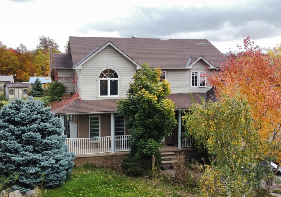 195-woolverton-road-grimsby-ontario-x12970710