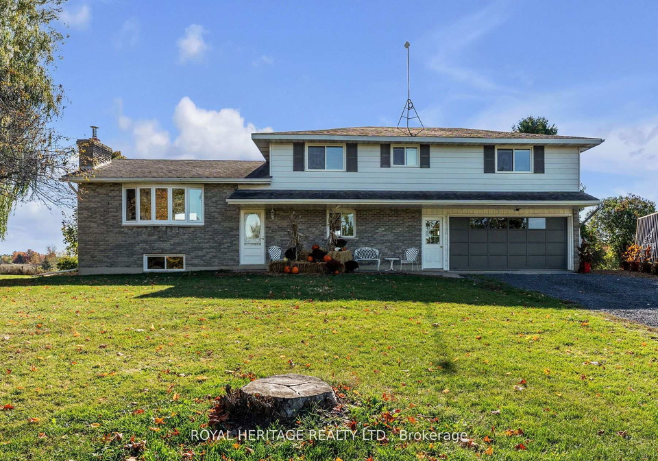 589-county-2-road-front-of-leeds-seeleys-bay-ontario-x12970736