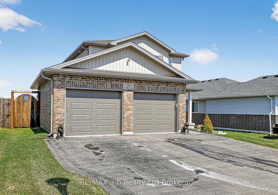 30-tartan-drive-zorra-ontario-x12970854