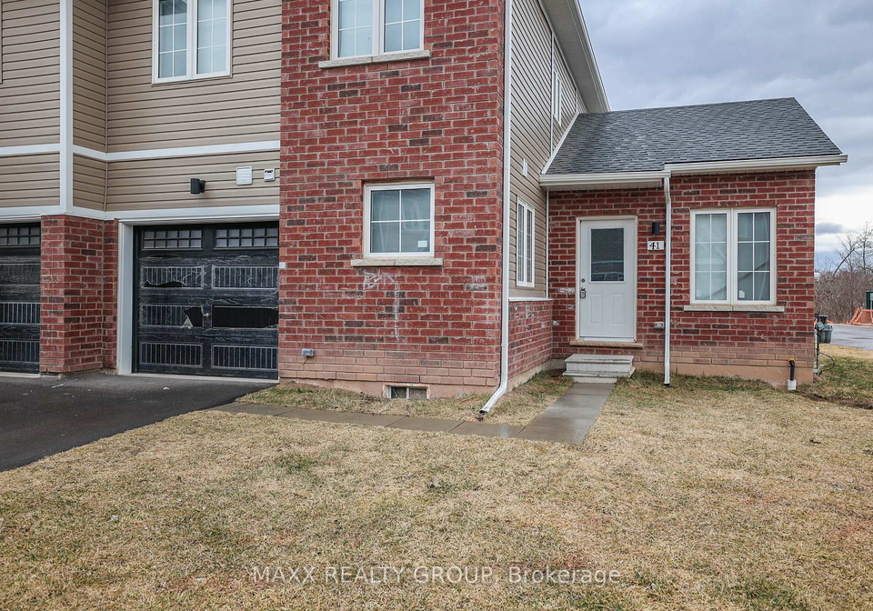 41-waterleaf-trail-welland-ontario-x12971396