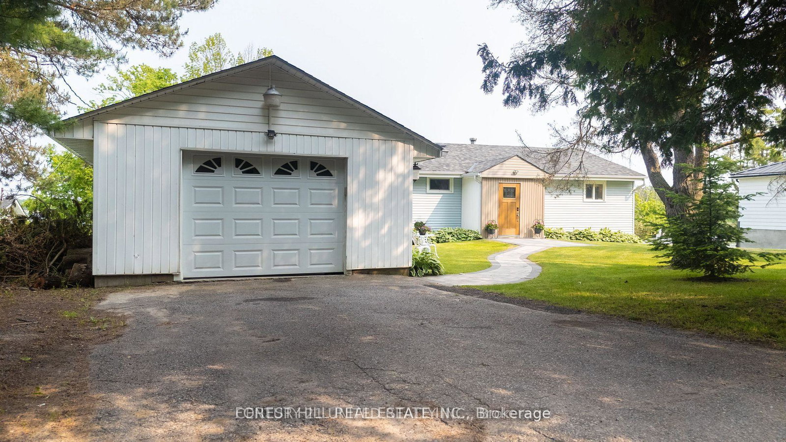1293-scollard-line-selwyn-ontario-x12971534