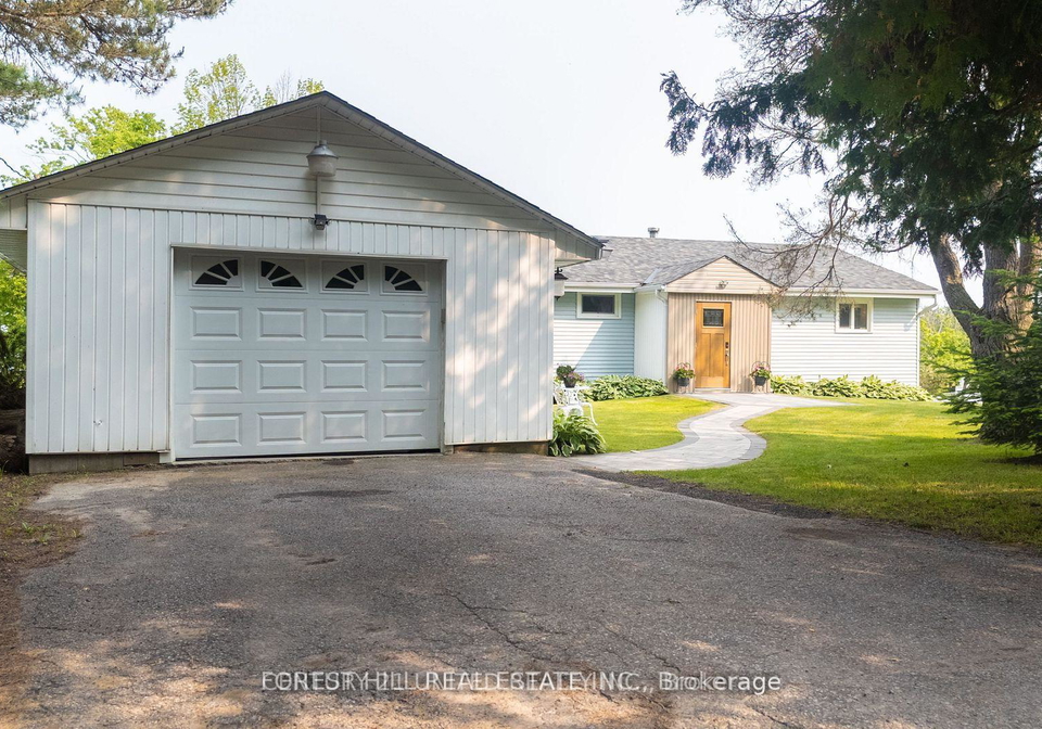 1293-scollard-line-selwyn-ontario-x12971534
