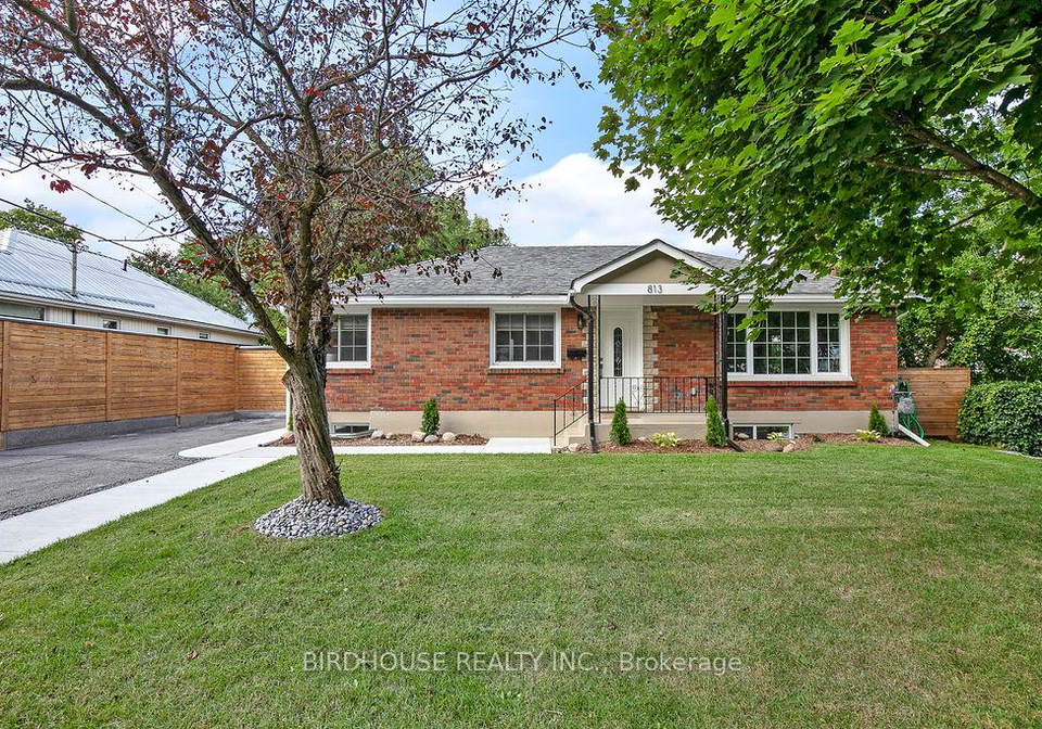 813-aylmer-street-n-peterborough-ontario-x12971618