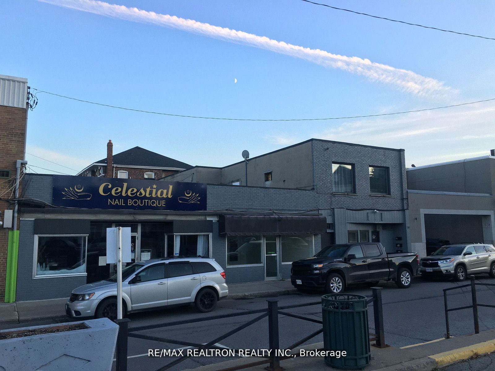 54-market-square-quinte-west-ontario-x12971654