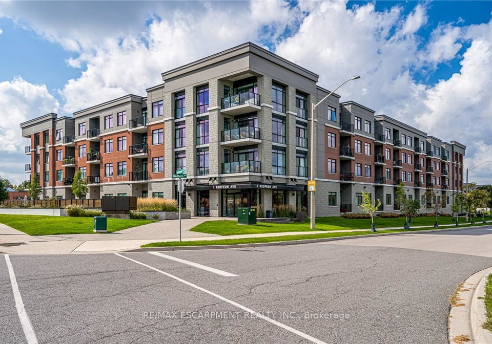 1-redfern-avenue-hamilton-ontario-x12971944