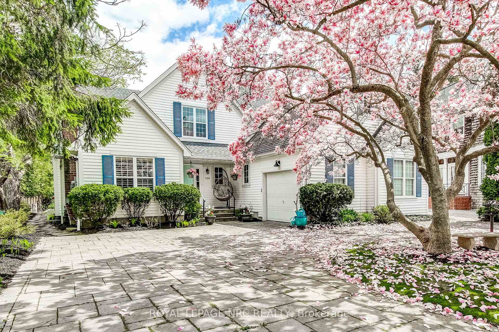 330-gate-street-niagara-on-the-lake-ontario-x12972490