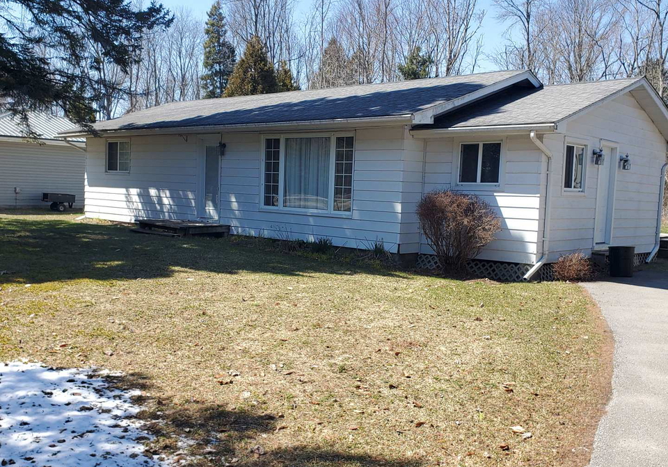 112-parkview-road-prince-edward-county-ontario-x12972528