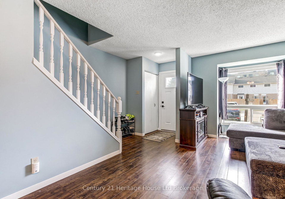 259-lansdowne-avenue-woodstock-ontario-x12972612