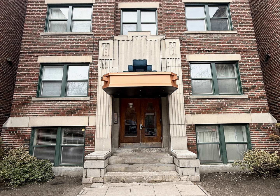 235-cooper-street-ottawa-ontario-x12972886