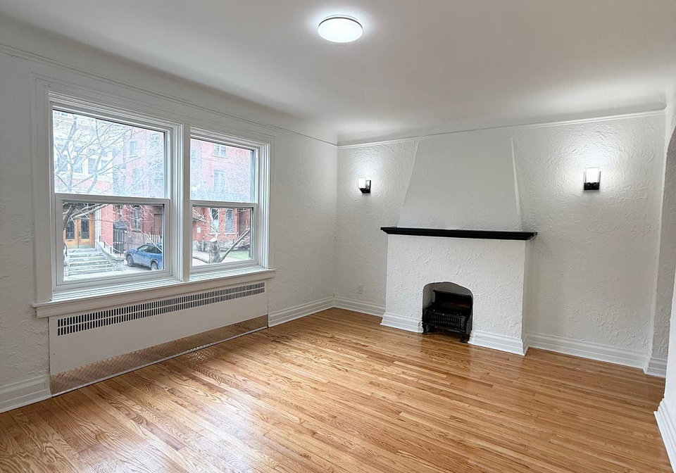 235-cooper-street-ottawa-ontario-x12972886