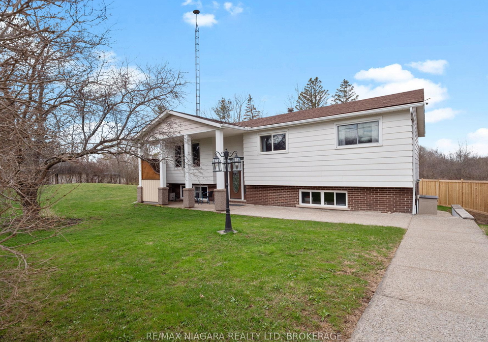 883-ridge-road-n-fort-erie-ontario-x12972946