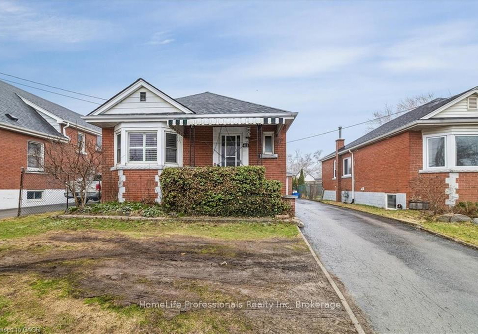 411-upper-gage-avenue-hamilton-ontario-x12973024