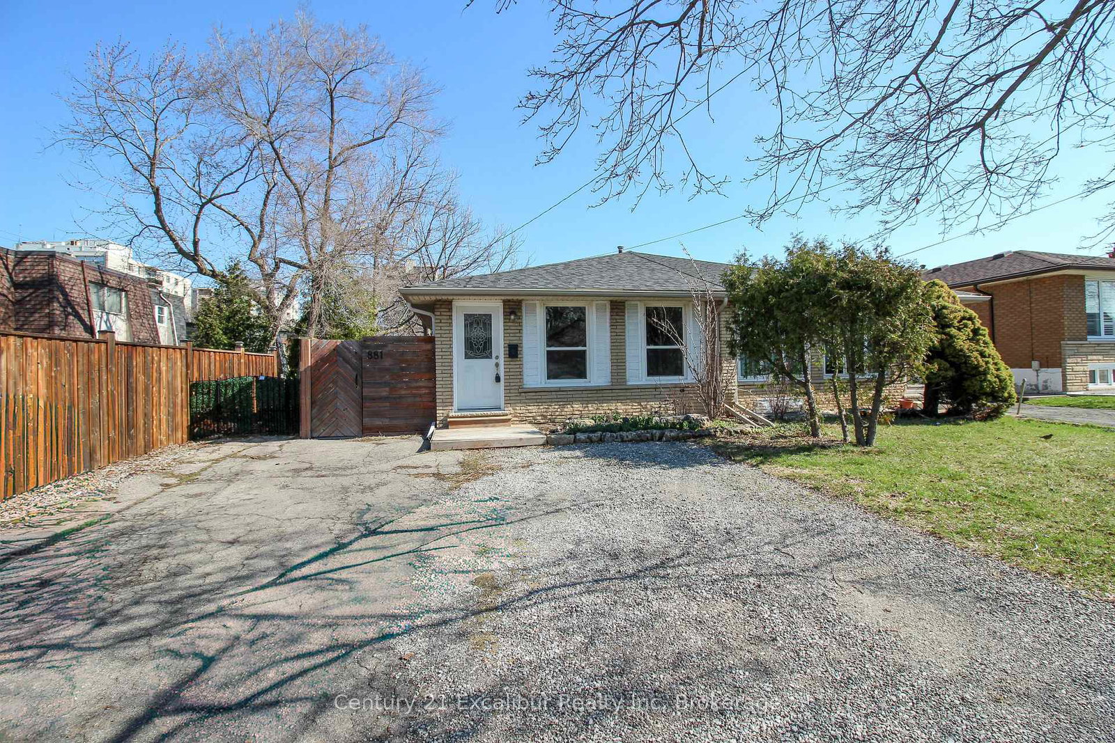 881-lawrence-road-hamilton-ontario-x12973214
