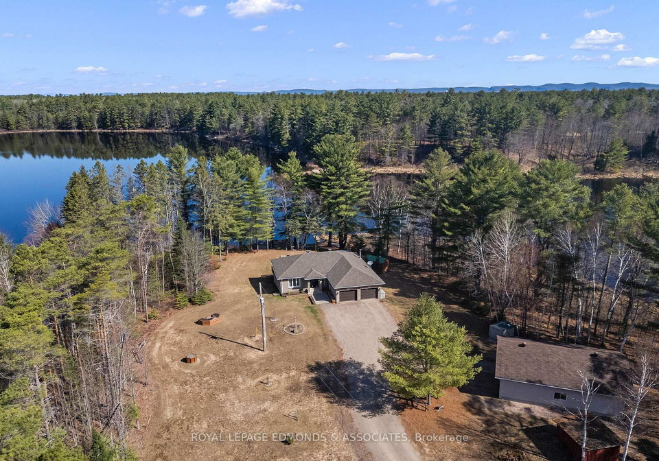 768-airport-road-petawawa-ontario-x12973286