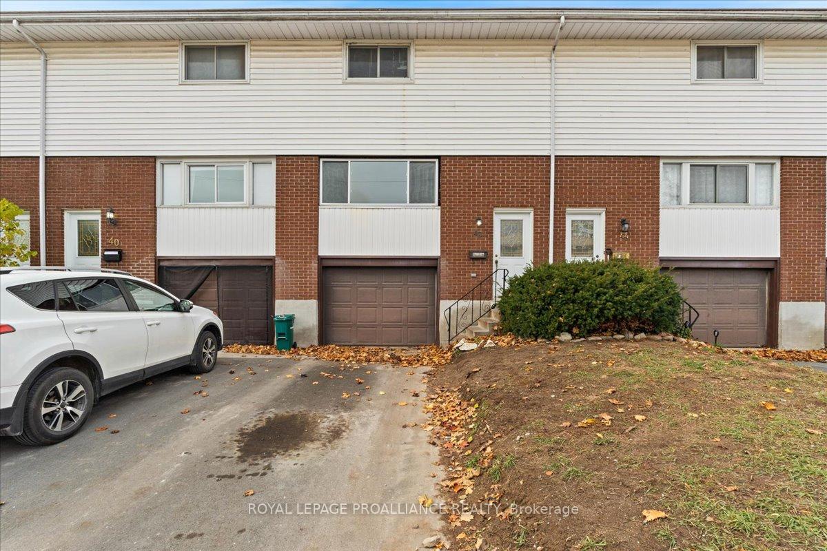 42-ohare-street-belleville-ontario-x12973570