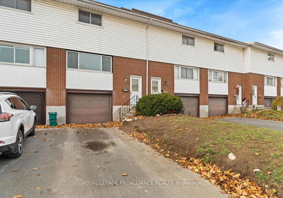 42-ohare-street-belleville-ontario-x12973570