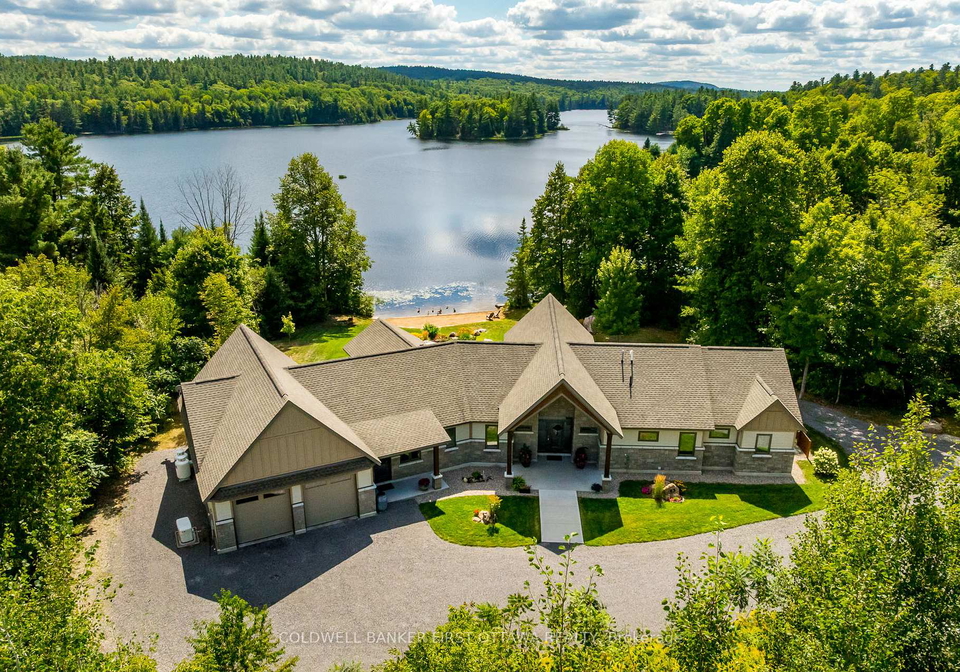 36-cub-scout-crescent-greater-madawaska-ontario-x12973736