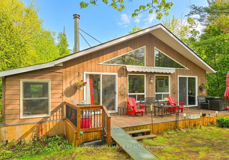 1079-lemke-lane-north-frontenac-ontario-x12973892