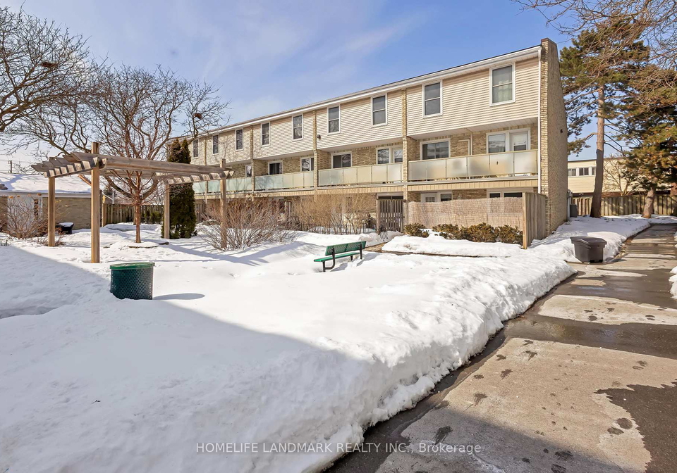 35-breckenridge-drive-kitchener-ontario-x12973960