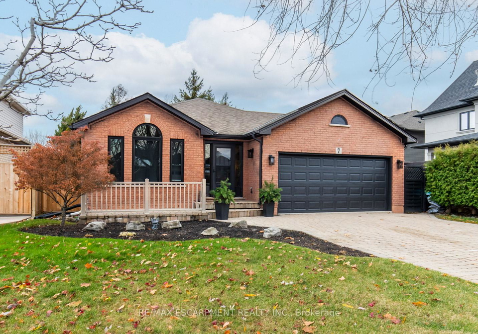7-waterside-drive-hamilton-ontario-x12974066
