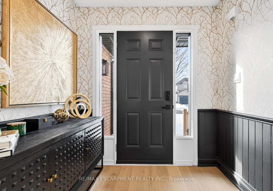 7-waterside-drive-hamilton-ontario-x12974066