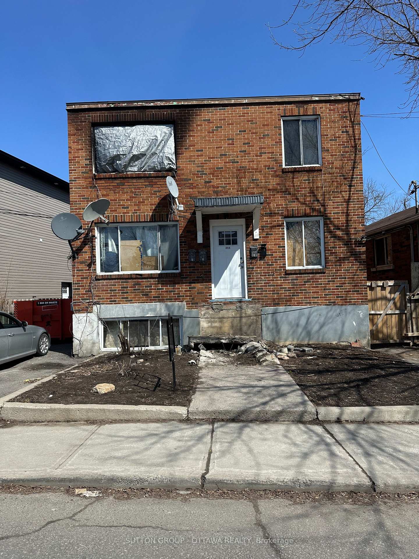 255-granville-street-ottawa-ontario-x12974072