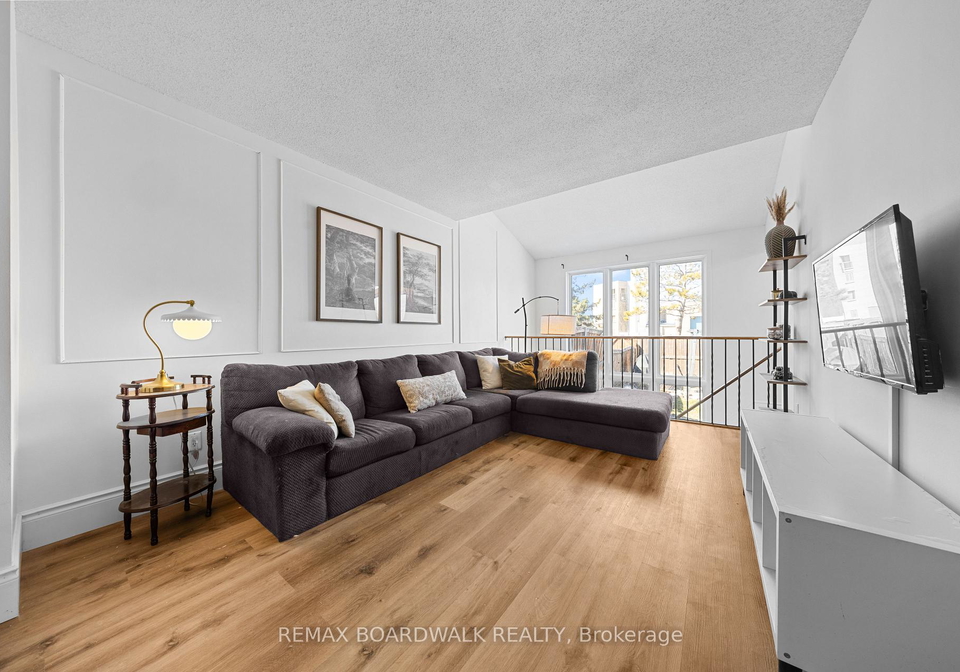 567-latour-crescent-ottawa-ontario-x12974080