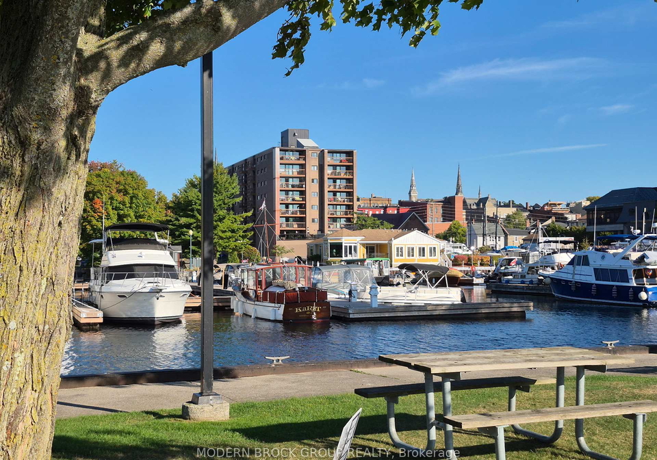 3-apple-street-brockville-ontario-x12974118