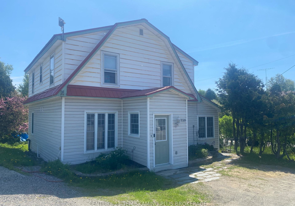 6739-hwy-11-n-highway-temagami-ontario-x12974296