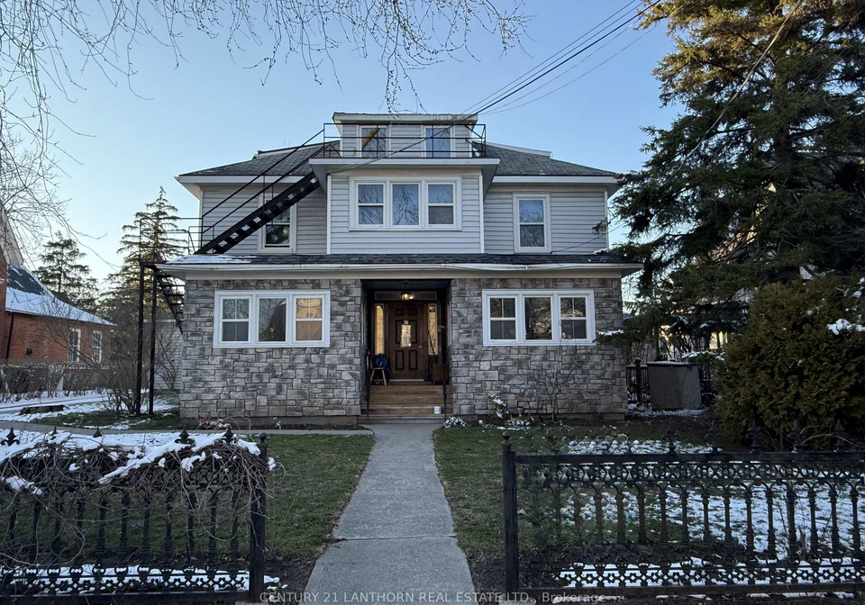 47-king-street-prince-edward-county-ontario-x12974448