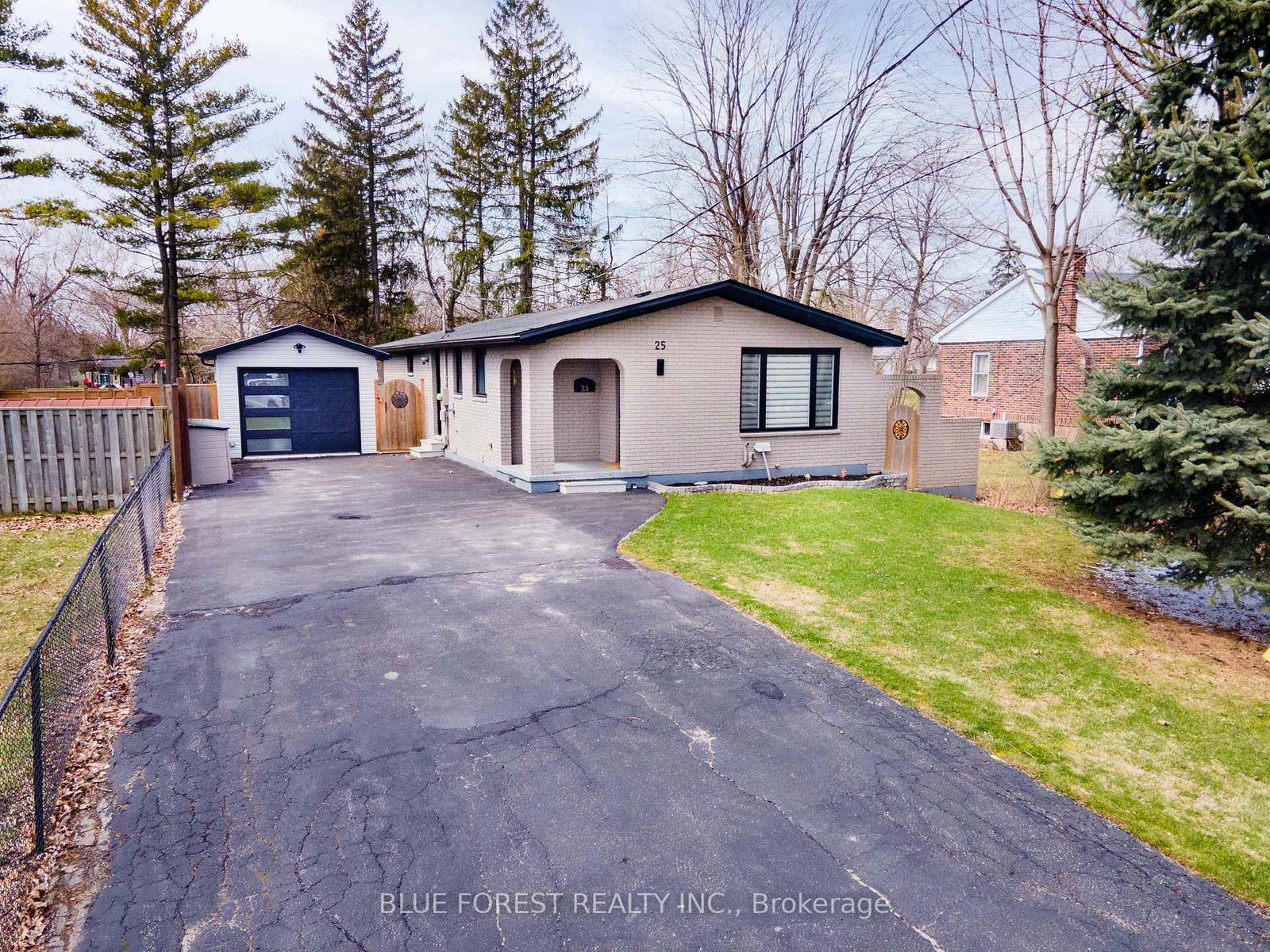 25-holiday-avenue-london-south-ontario-x12974548