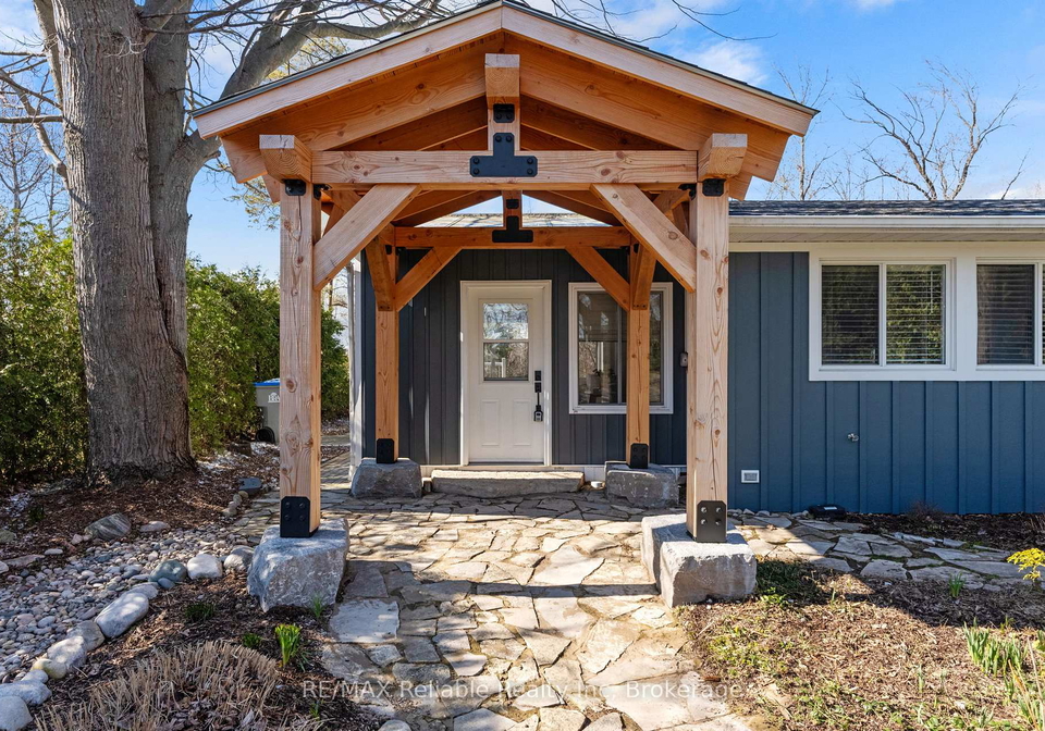 84659-talbot-crescent-bluewater-ontario-x12974778